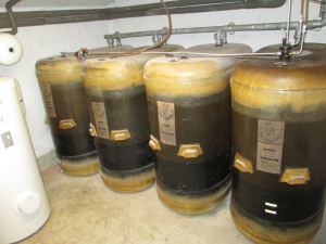 Glasfaser Batterie Tankanlage